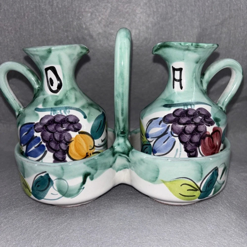 Vintage P. Sorrentino Ravello Oil & Vinegar Cruets W/Caddy Hand painted In Italy